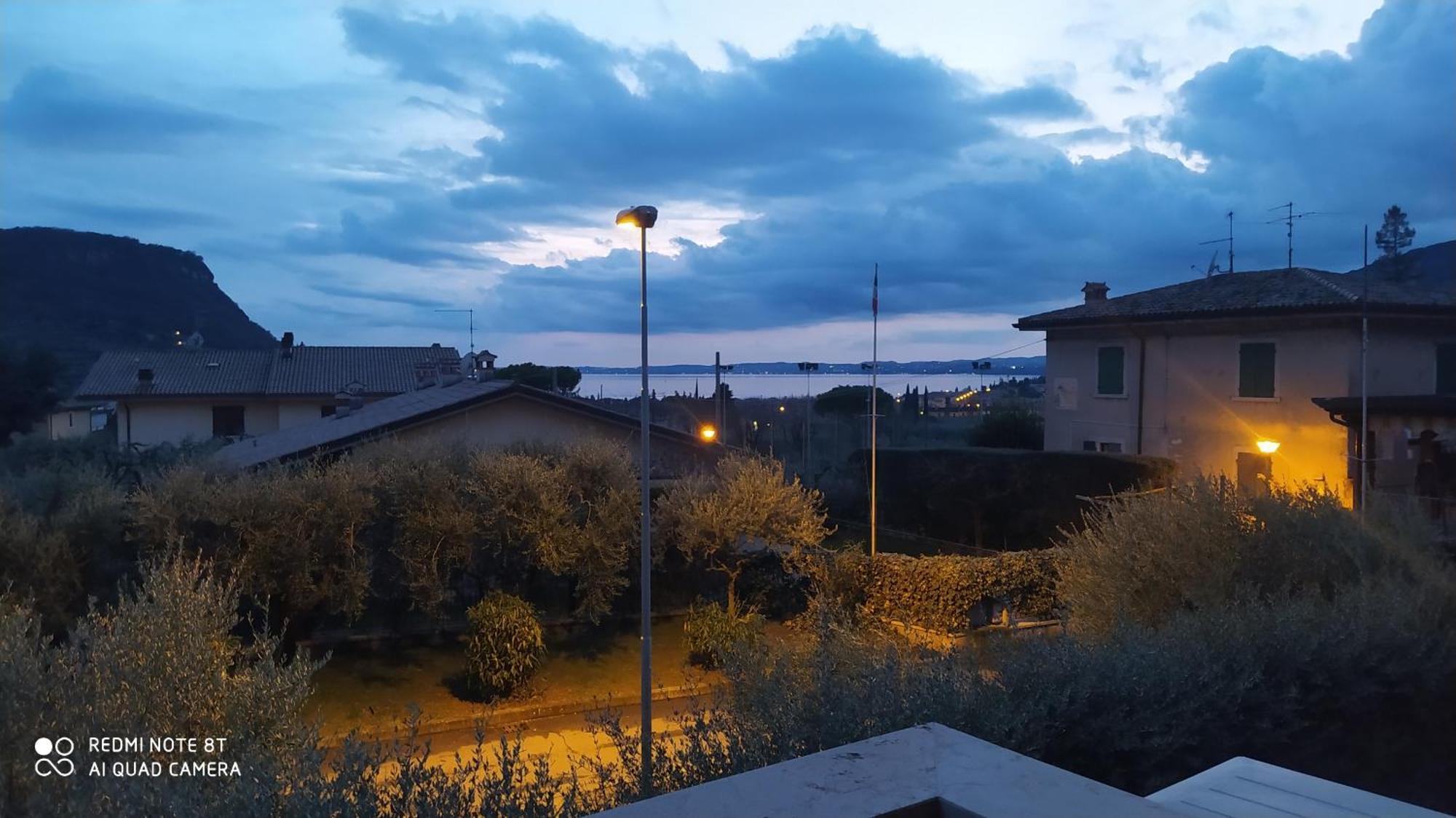 Sole Open Space Garda  Bagian luar foto
